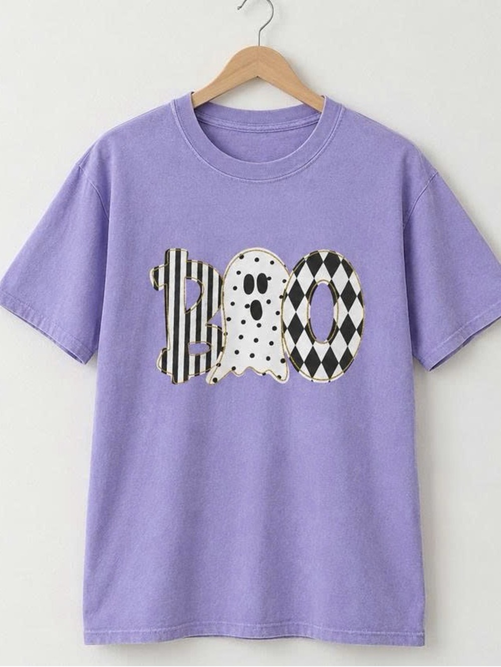 Lavender Short Sleeve Tee with Black & White 'BOO' Graphic